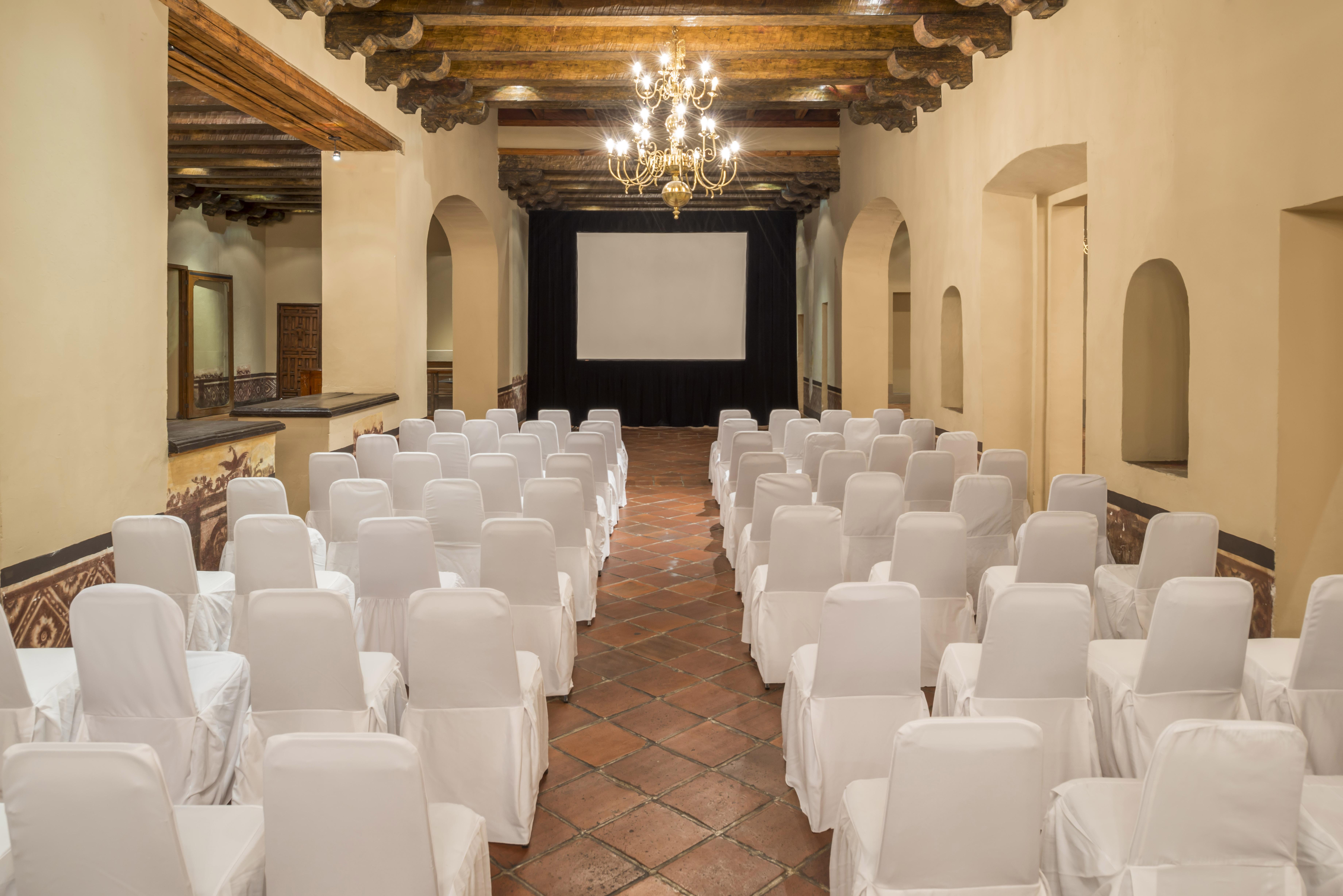 Hotel Quinta Real Puebla Exteriér fotografie The theater at the Hotel El Mesón