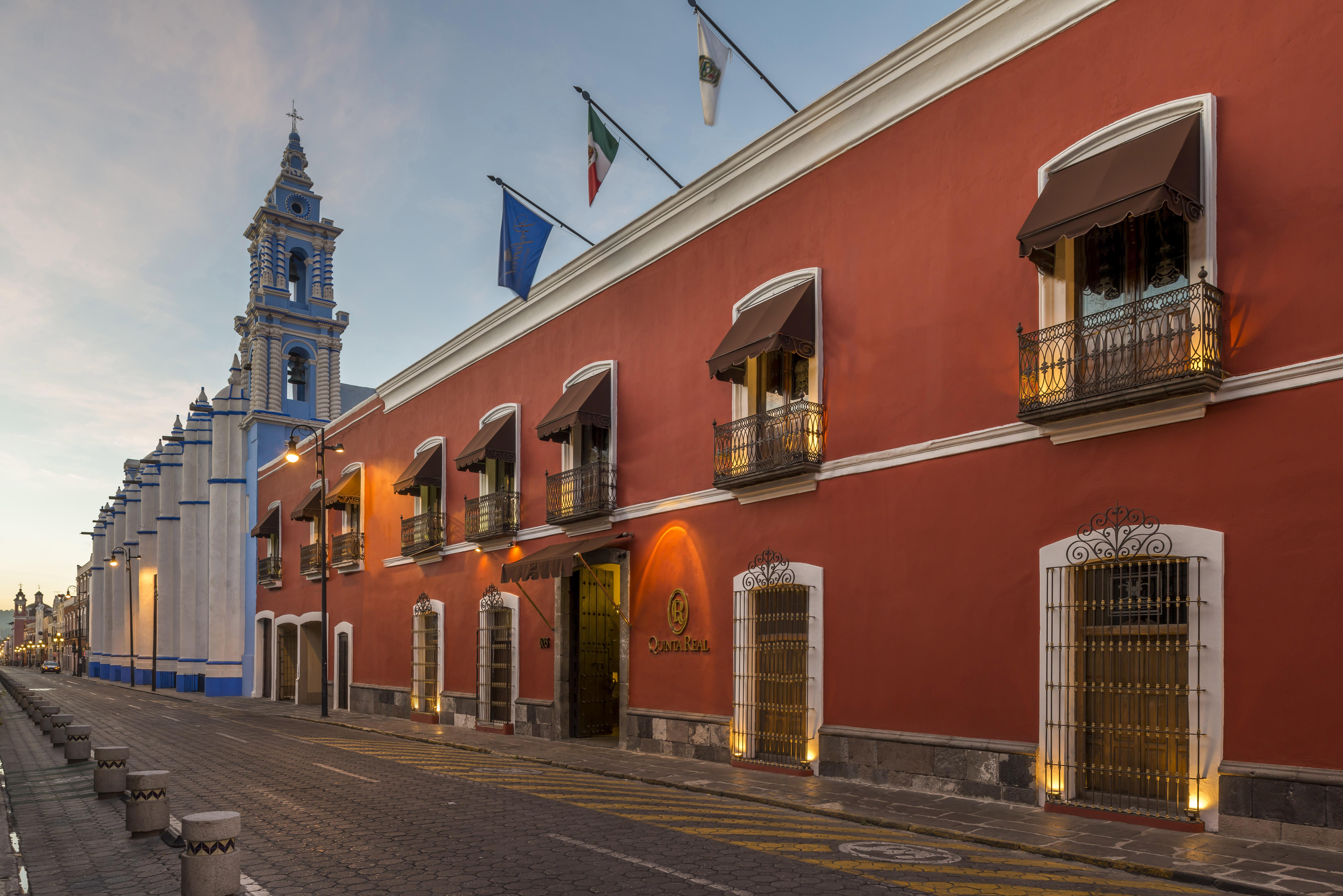 Hotel Quinta Real Puebla Exteriér fotografie Casa Colorada